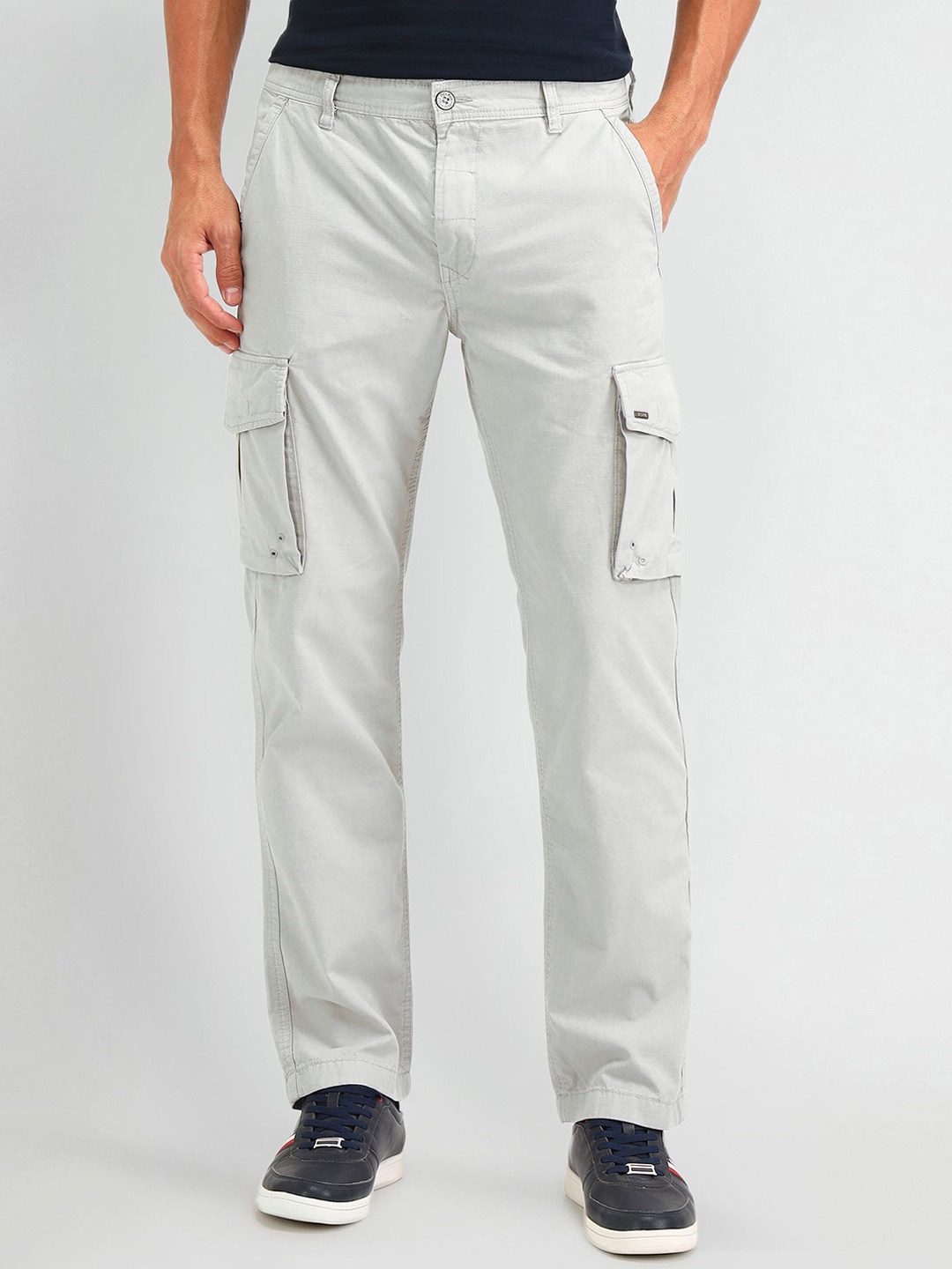 

U.S. Polo Assn. Denim Co. Men Classic Straight Fit Mid-Rise Cargos Trousers, Grey