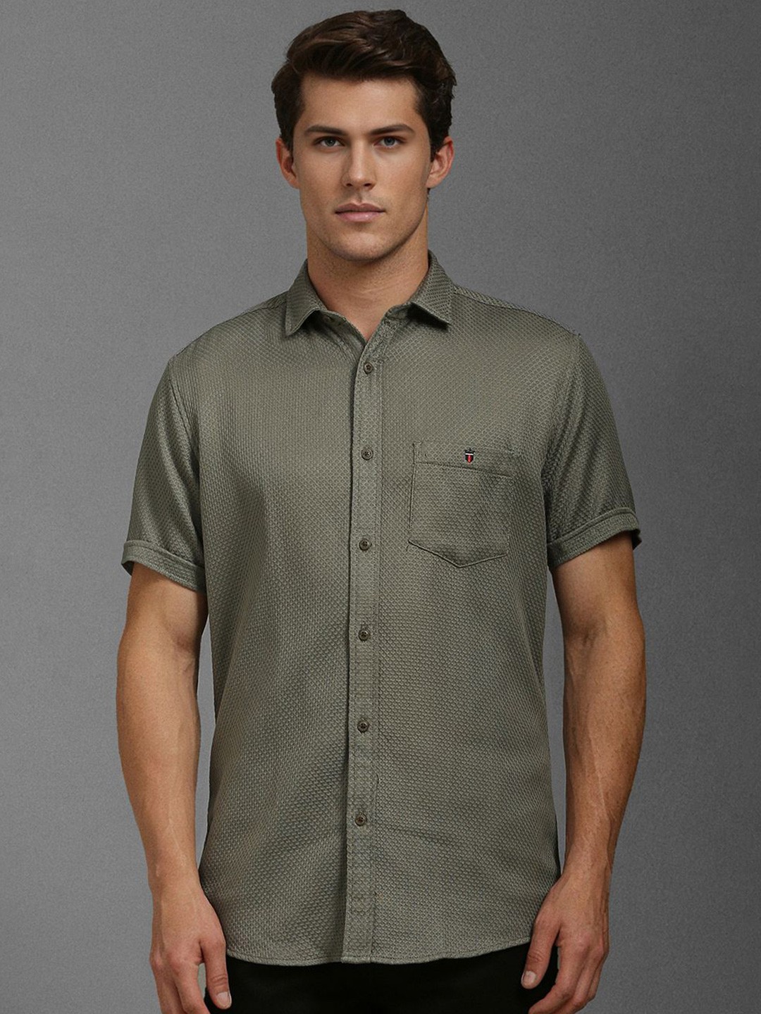 

Louis Philippe Jeans Men Spread Collar Solid Cotton Slim Fit Casual Shirt, Green