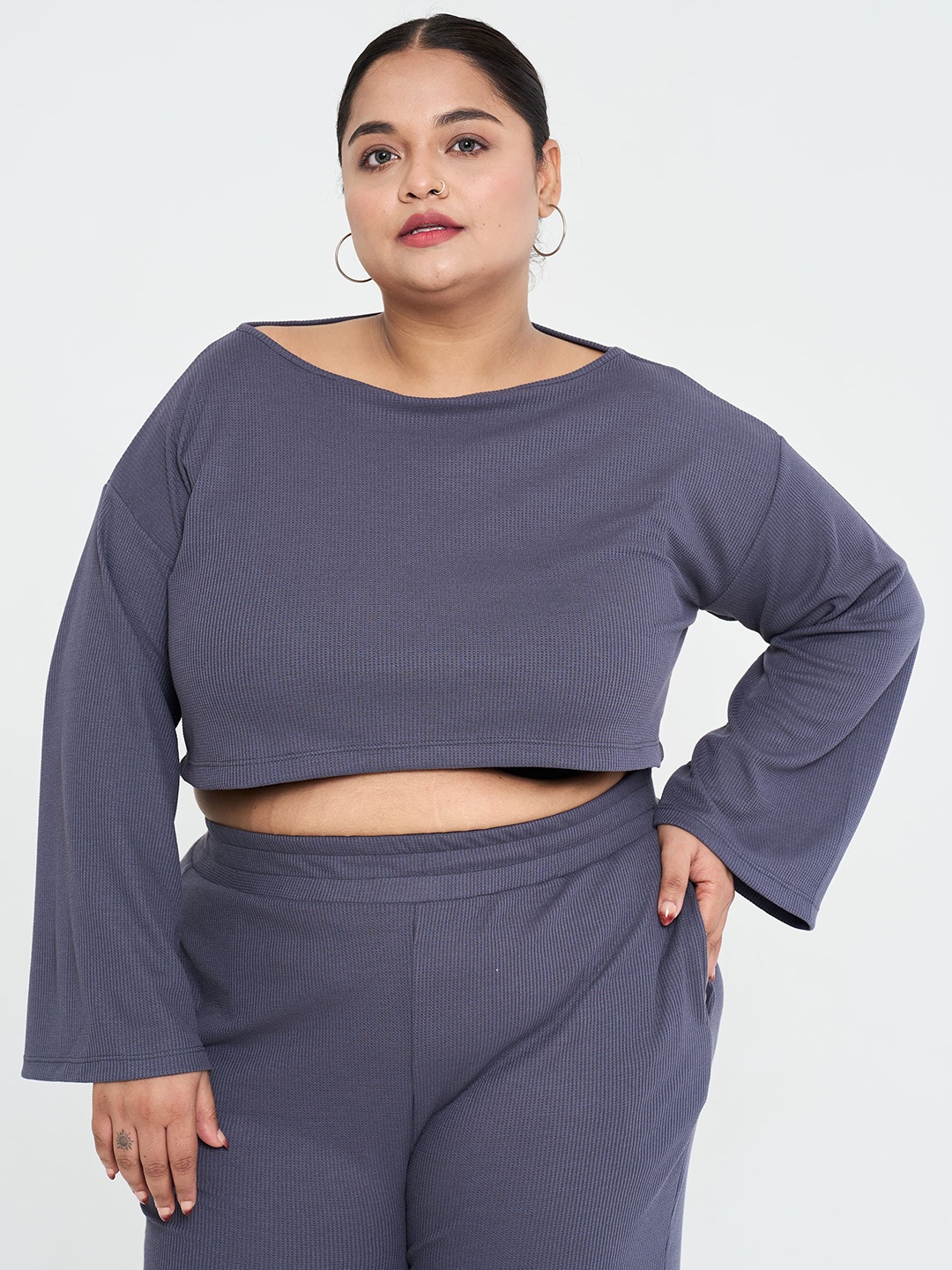 

SPIRIT ANIMAL Women Plus Size Solid Round Neck Crop T-shirt, Grey