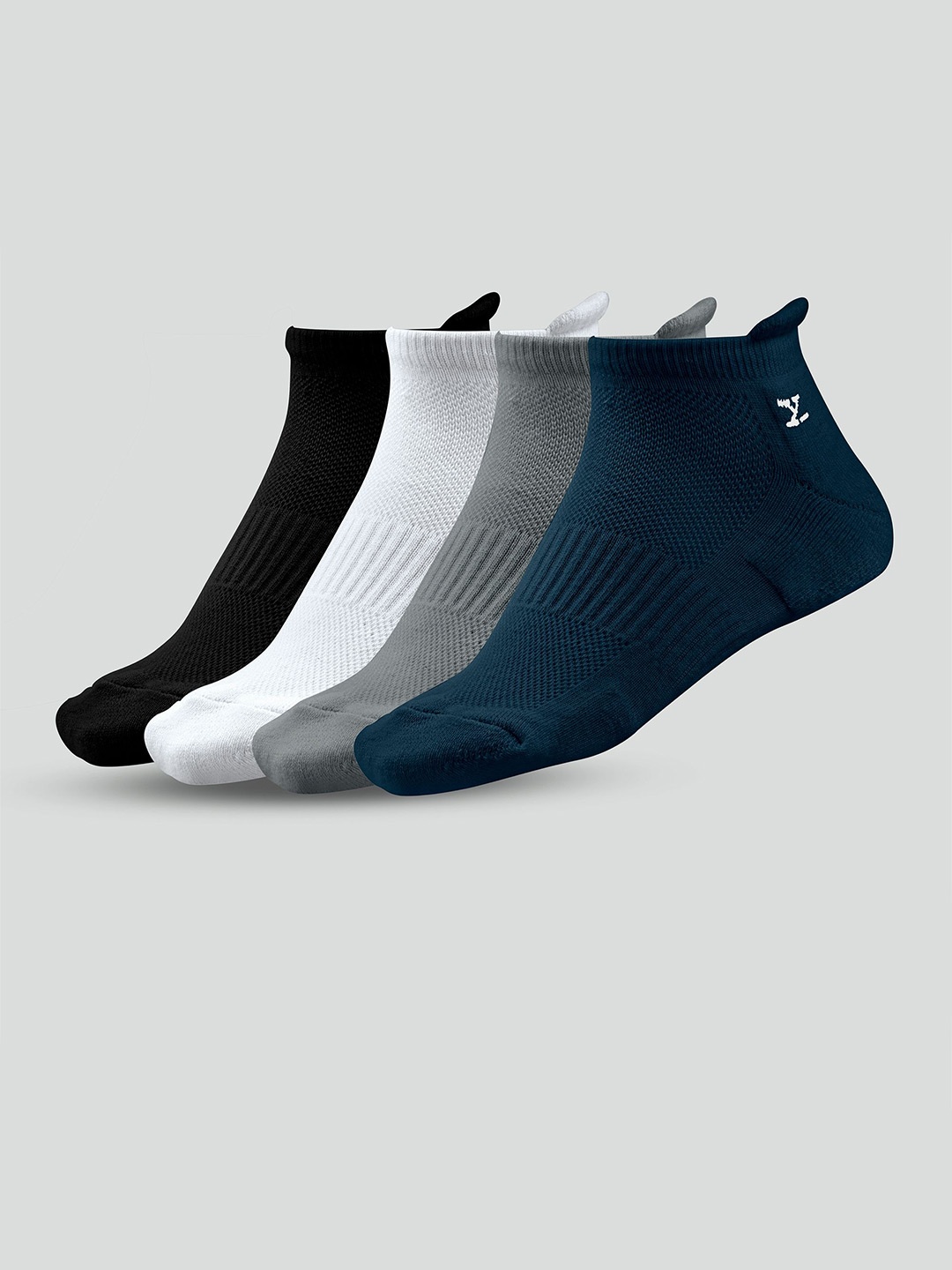 

XYXX Men Pack of 4 Cotton Ankle-Length Socks, White
