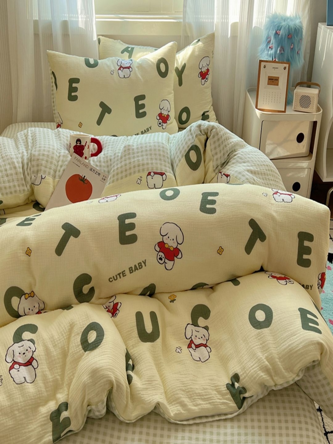 

JC HOME Green & Red Floral Polycotton 3 Piece Double Queen Regular Bedding Set