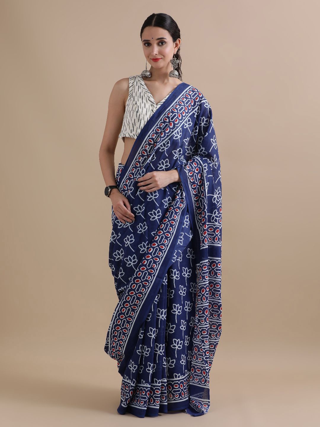 

Jaipur Kurti Floral Printed Pure Cotton Saree, Navy blue