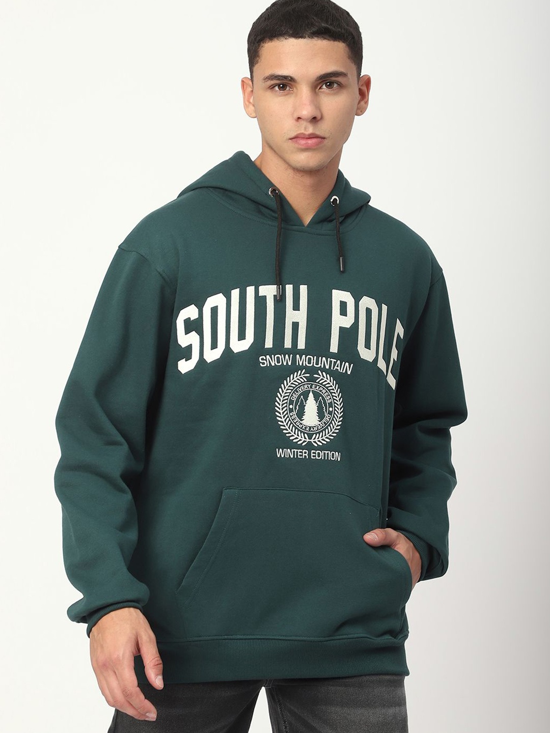 

R&B Men Typography Printed Hooded Long Sleeves Sweatshirt, Green