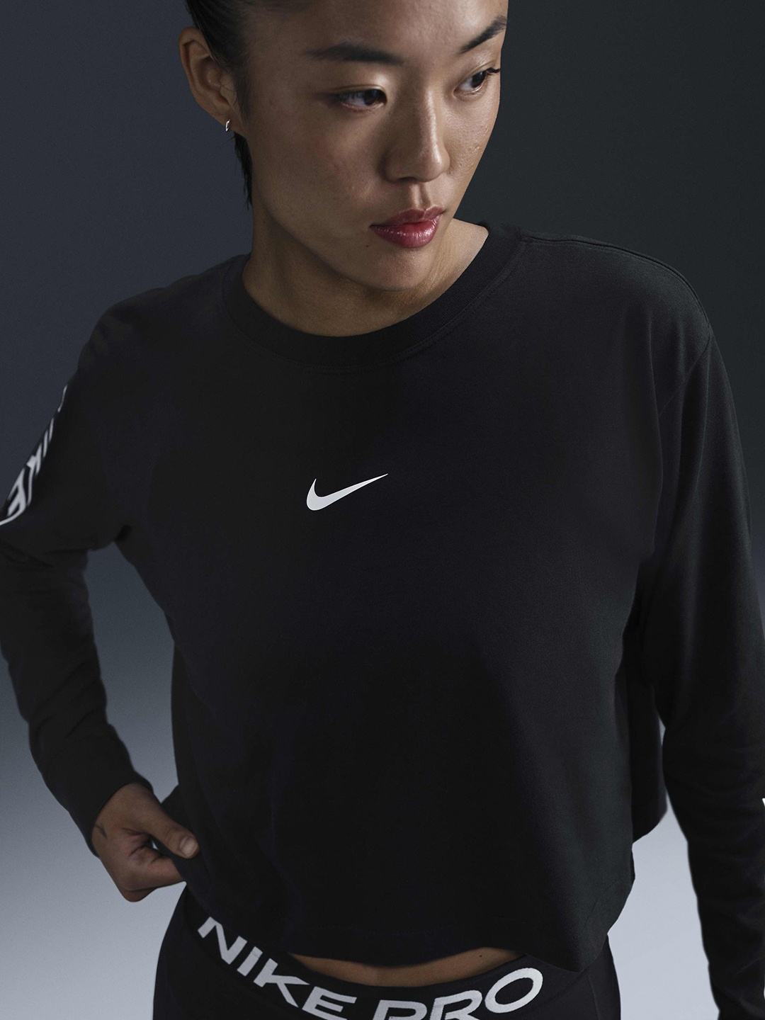 

Nike Pro Women's Dri-FIT Long-Sleeve Cropped T-Shirt, Black