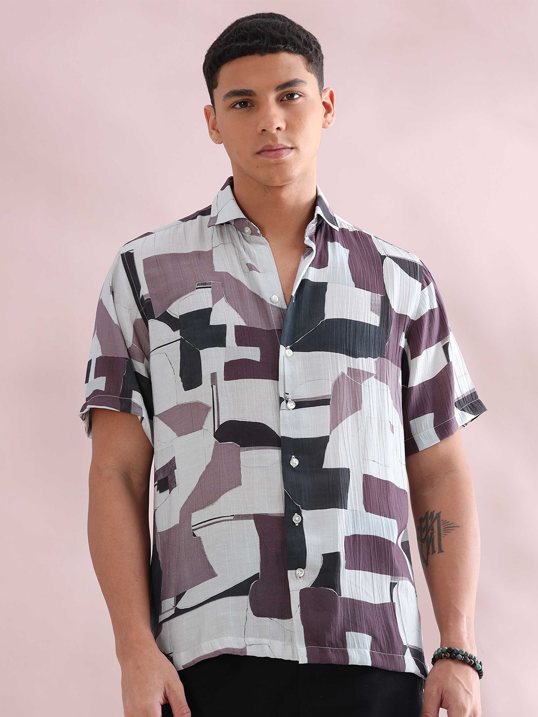 

HOUSE OF MAHNOTS Men Relaxed Spread Collar Abstract Printed Casual Shirt, Grey