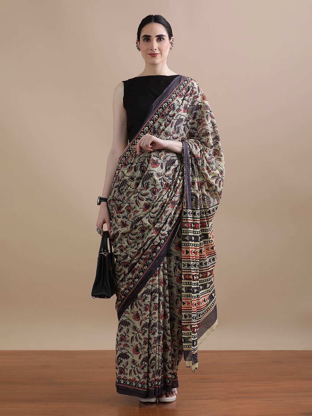 

Jaipur Kurti Pure Cotton Floral Printed Saree, Green