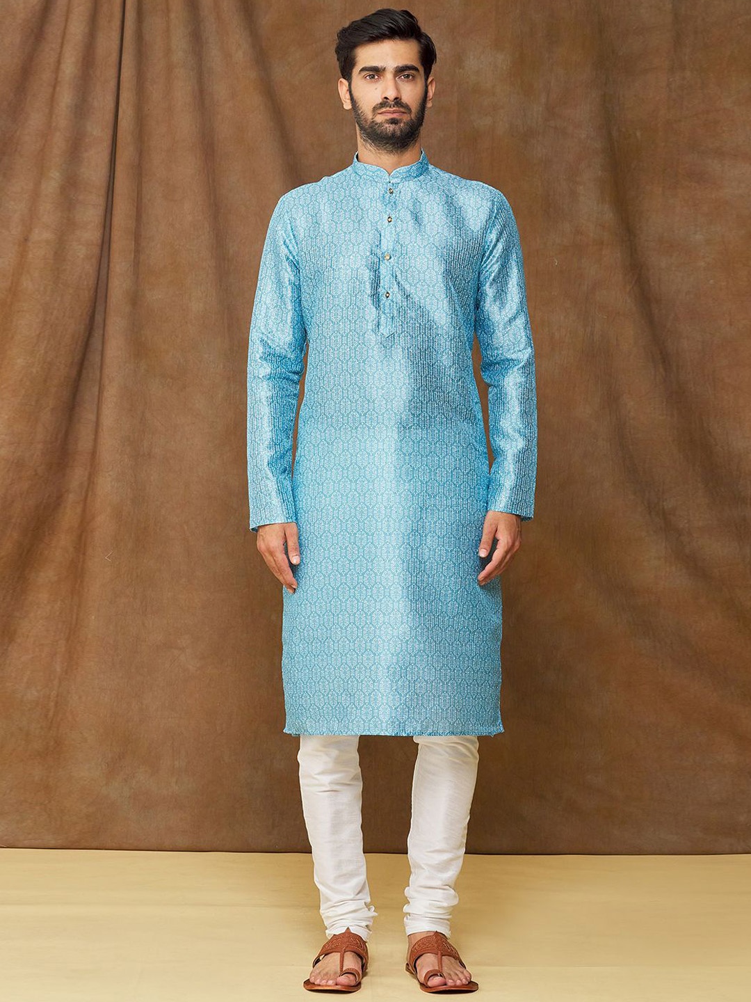 

Samyukta Singhania Geometric Printed Thread Work Mandarin Collar Straight Kurta & Churidar, Blue