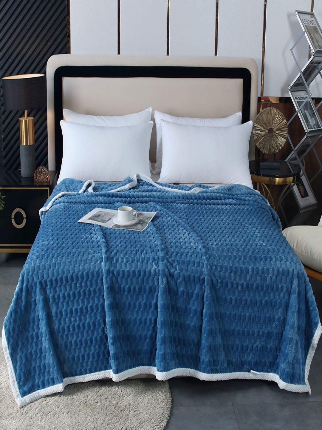 

JC HOME Blue Geometric AC Room 300 GSM Double Bed Blanket