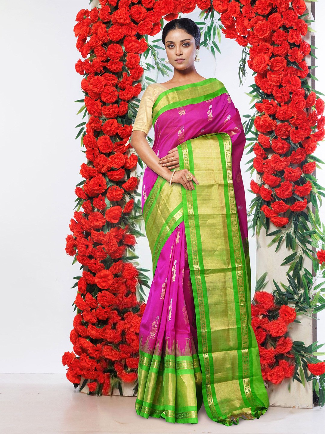 

Unnati Silks Woven Design Pure Silk Handloom Kanjeevaram Saree, Pink