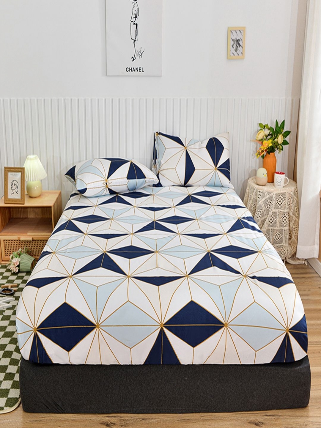 

JC HOME Beige & Blue Geometric 140 TC King Bedsheet with 2 Pillow Covers