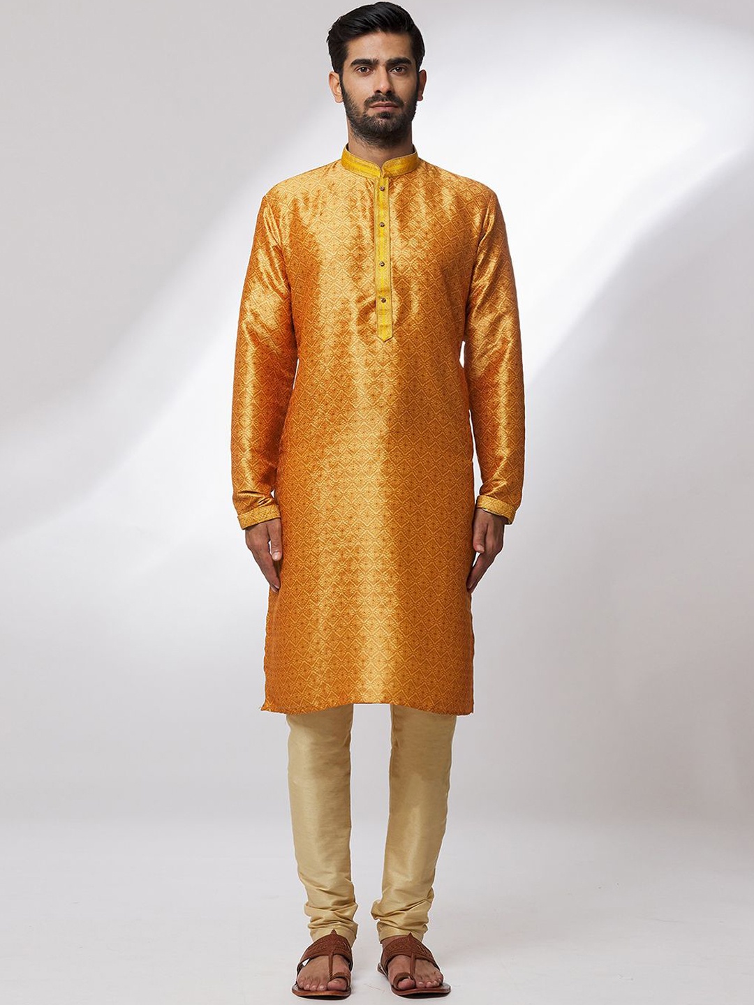 

Samyukta Singhania Men Ethnic Motifs Printed Regular Kurta with Pyjamas, Orange