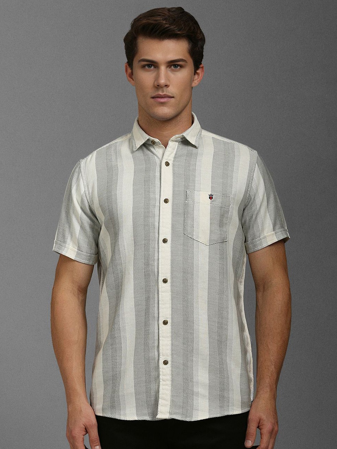 

Louis Philippe Jeans Men Spread Collar Vertical Striped Cotton Slim Fit Casual Shirt, Grey