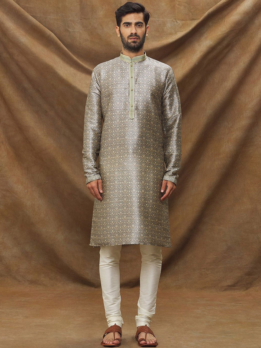 

Samyukta Singhania Floral Printed Mandarin Collar Straight Kurta with Churidar, Grey