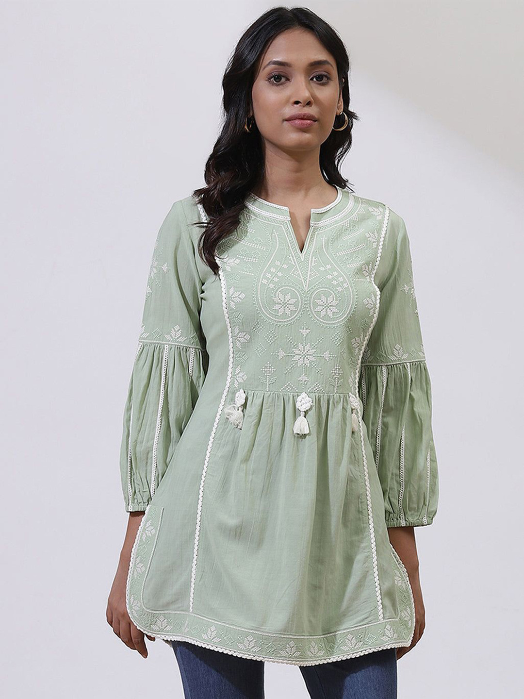 

Lakshita Women Embroidered Round Neck Tunic, Green