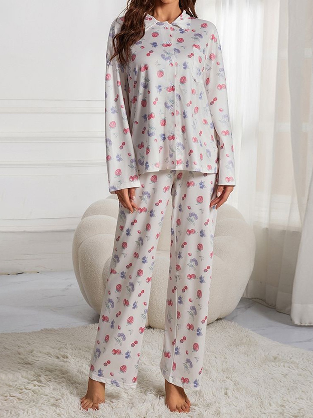 

LULU & SKY Women Printed Pure Cotton Night Suits, White