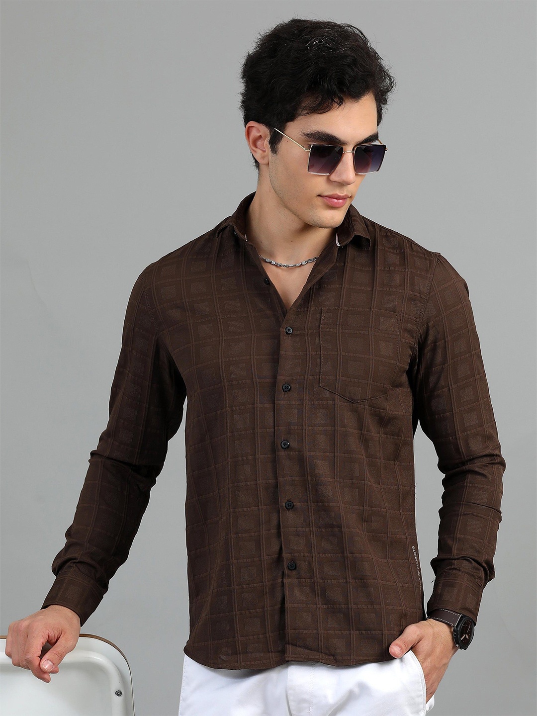 

HOUSE OF MAHNOTS Men Classic Spread Collar Textured Casual Shirt, Brown