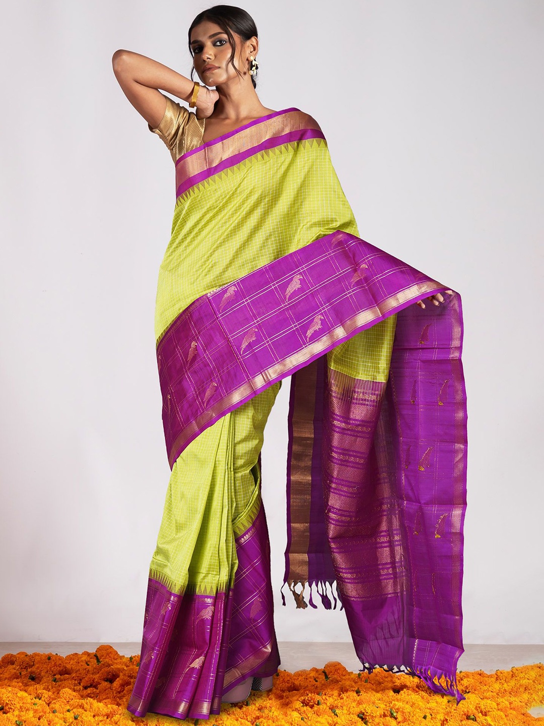 

Unnati Silks Woven Design Handloom Kanjeevaram Saree, Green