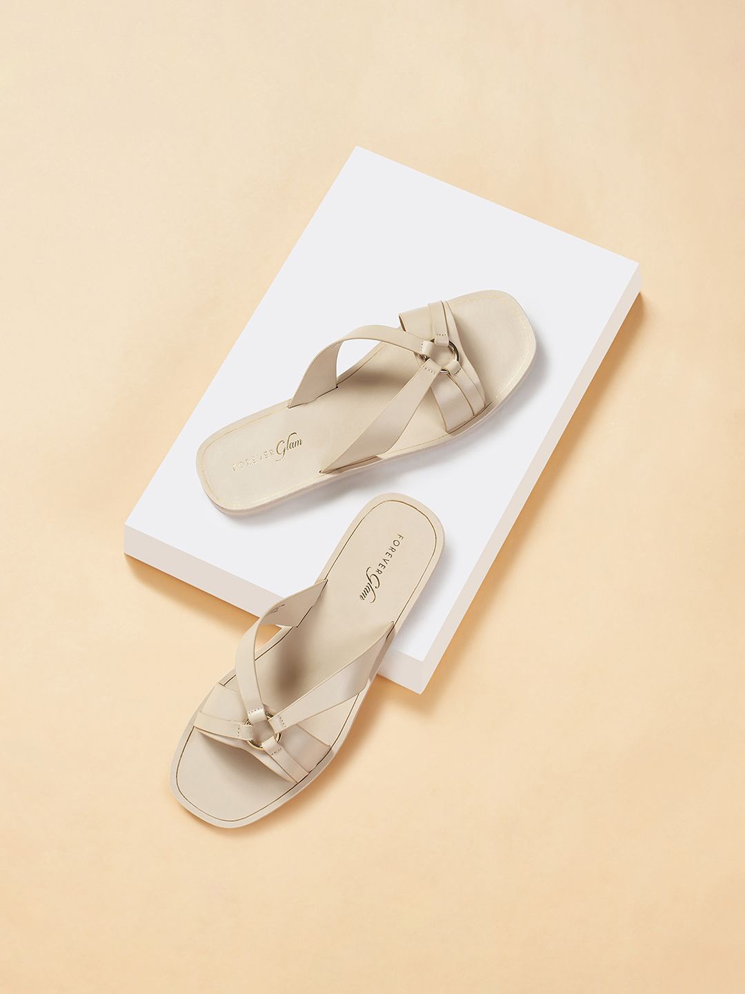 

Forever Glam by Pantaloons Women PU Open Toe Flats, Off white