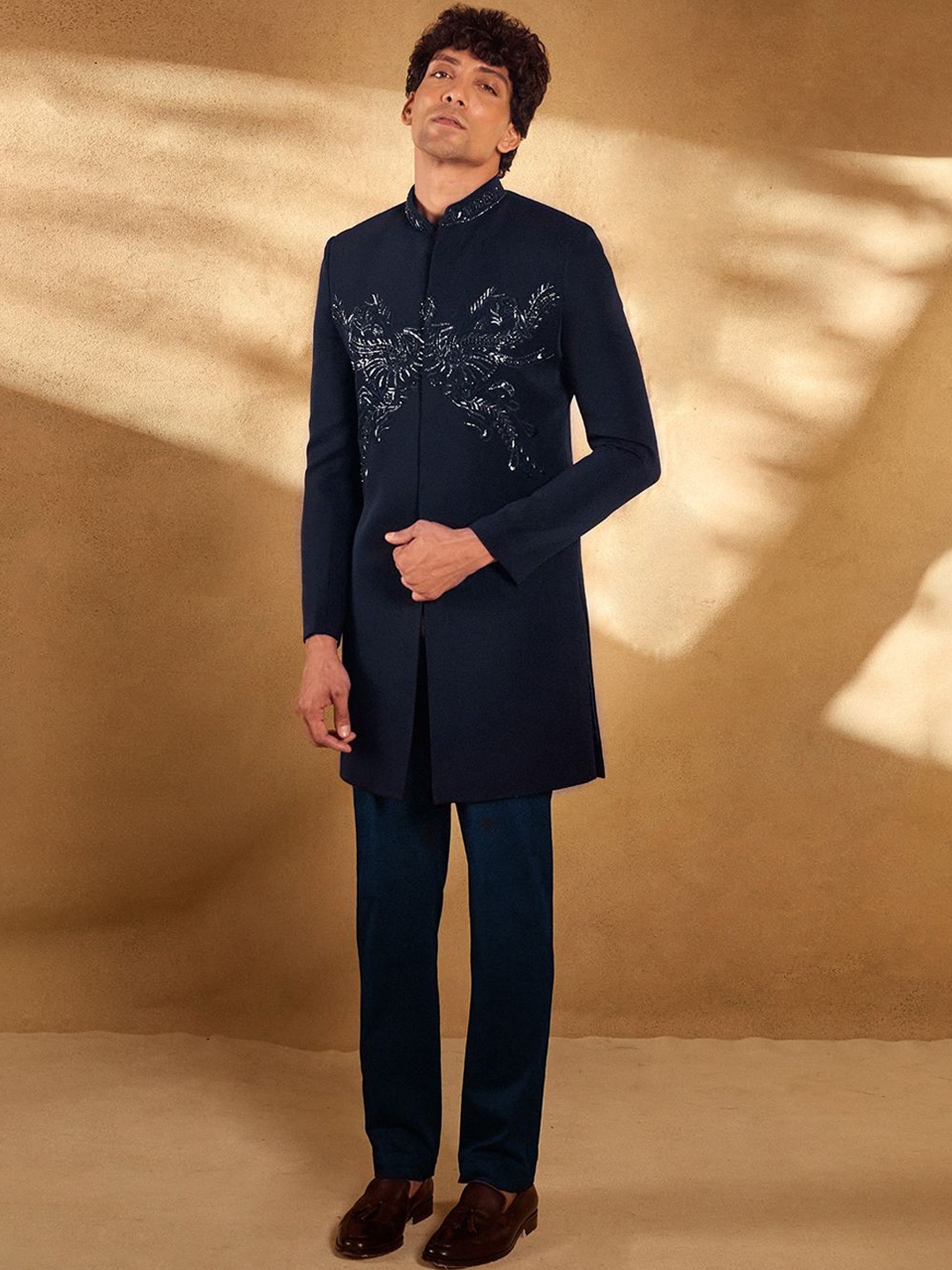 

Alaya Advani Men Sequin & Thread Embroidered Sherwani Set, Blue