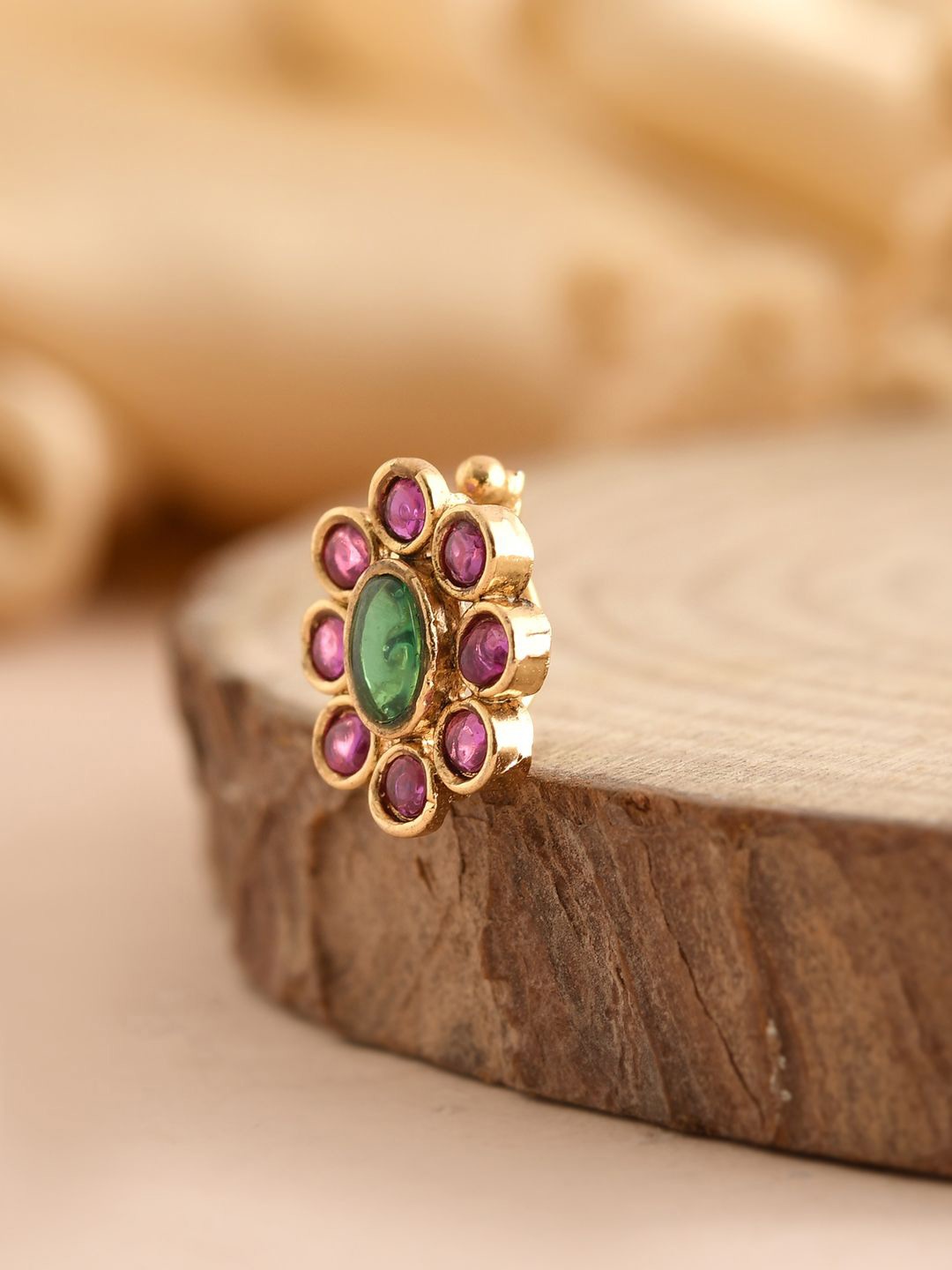 

Voylla Gold-Plated Kundan Stud Nosepin