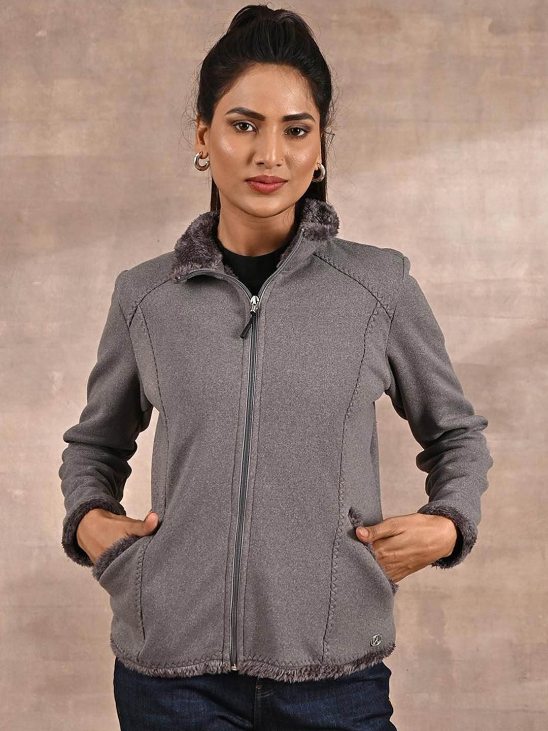 

Lakshita Women Outdoor Varsity Jacket, Grey
