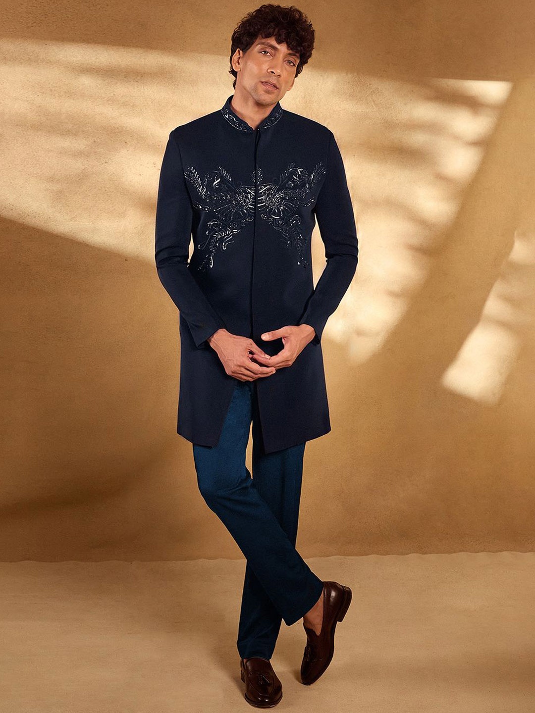 

Alaya Advani Men Sequin Bead Embellished Sherwani Set, Navy blue