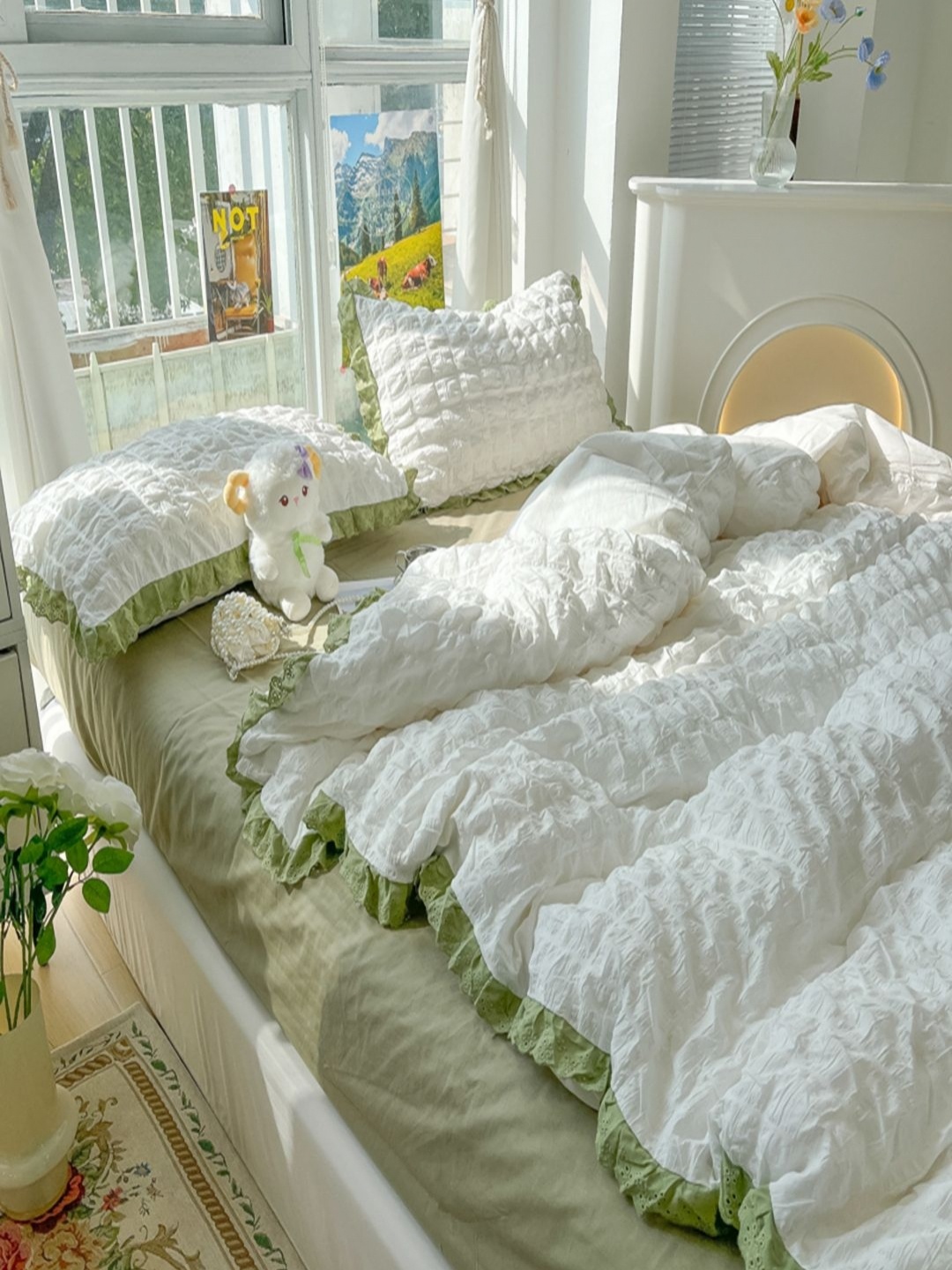 

JC HOME Green & White Solid 3 Piece Double Queen Regular Bedding Set