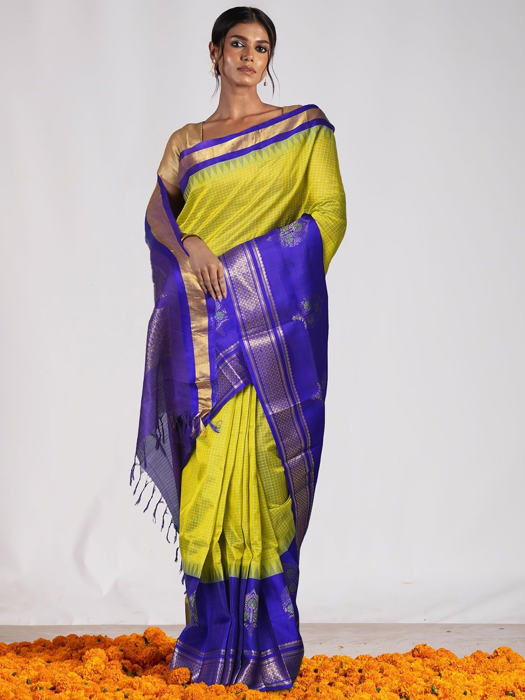 

Unnati Silks Woven Design Kanjeevaram Saree, Green