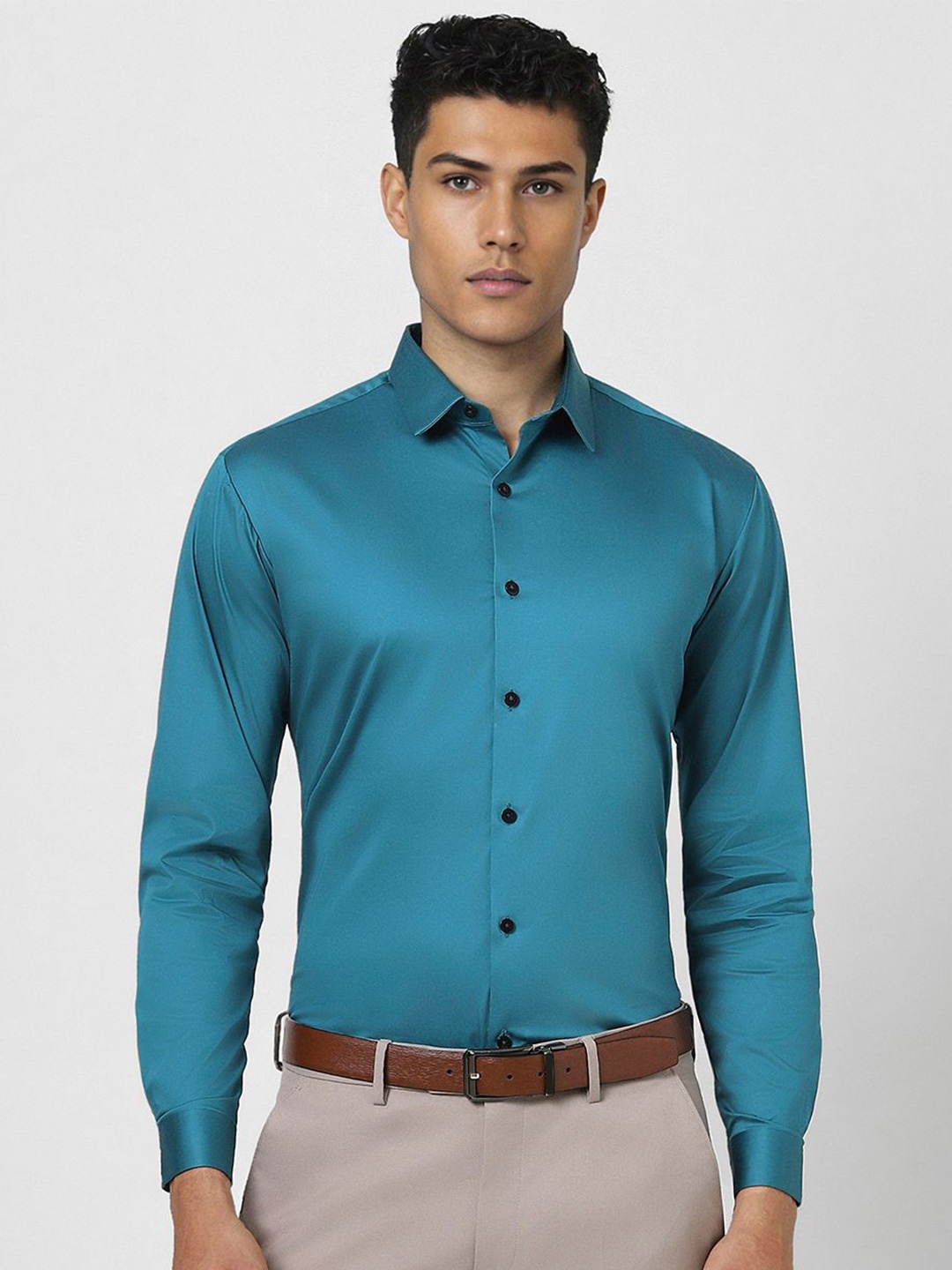 

V Dot Men Spread Collar Solid Cotton Slim Fit Formal Shirt, Teal