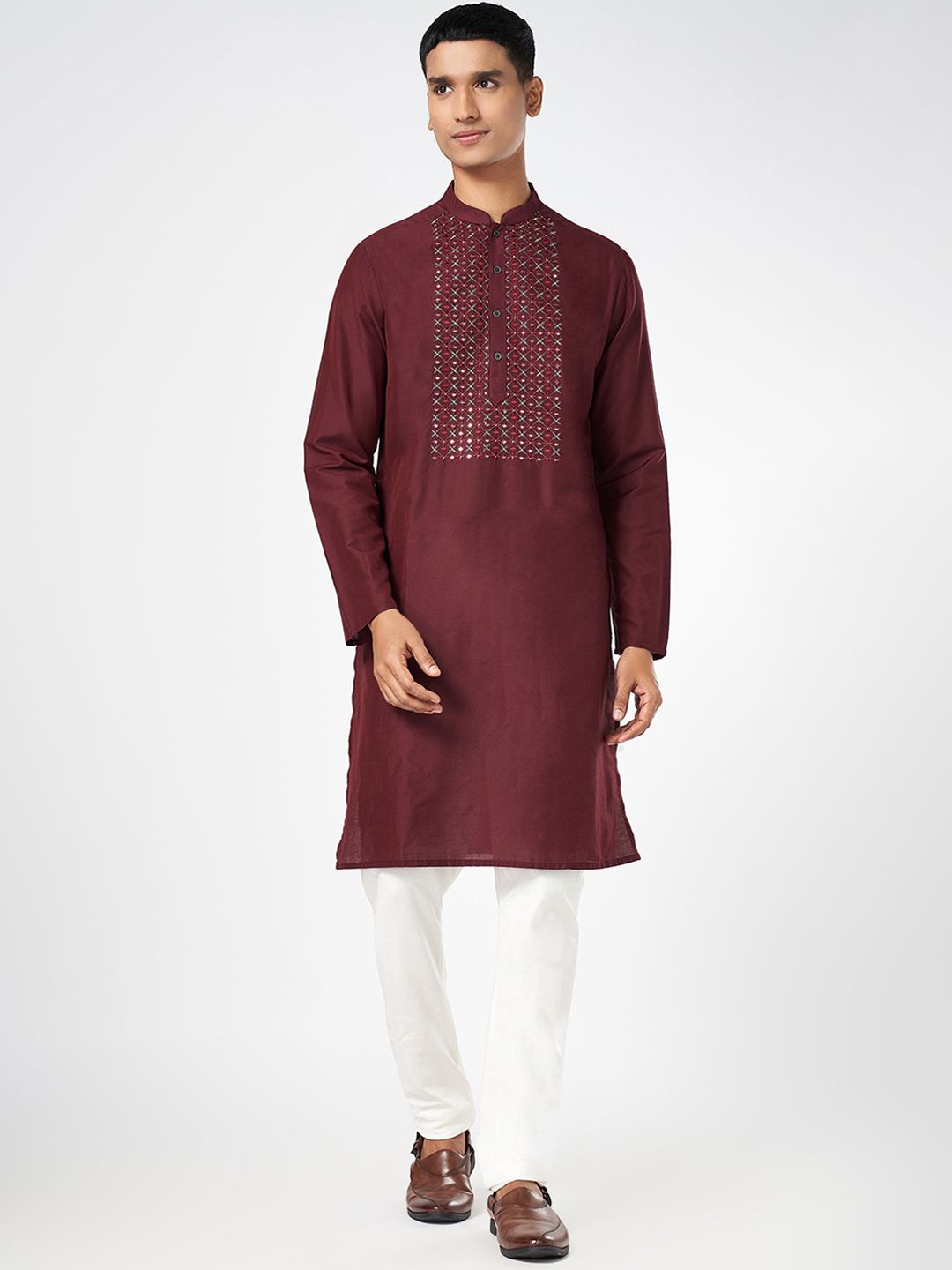 

indus route by Pantaloons Floral Embroidered Mandarin Collar Mirror Work Straight Kurta, Red