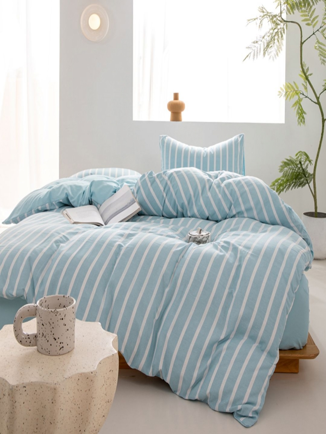 

JC HOME Blue & White Striped Polycotton 3 Piece Double King Regular Bedding Set