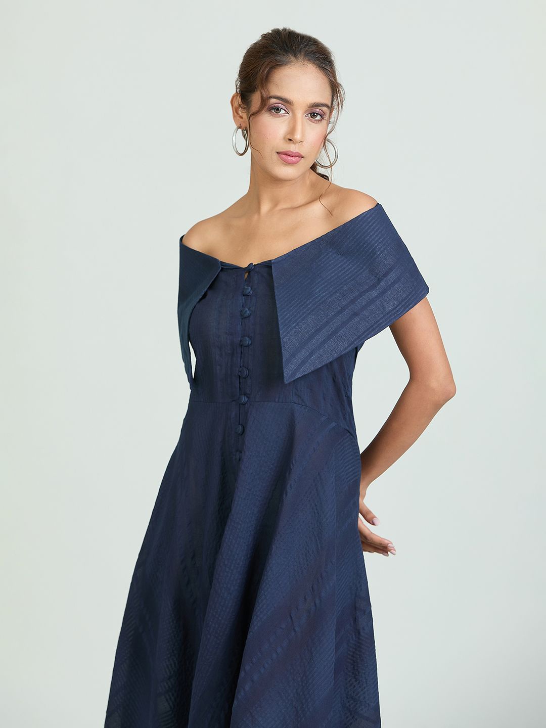 

Samyukta Singhani Women Off-Shoulder Fit & Flare Midi Dress, Blue