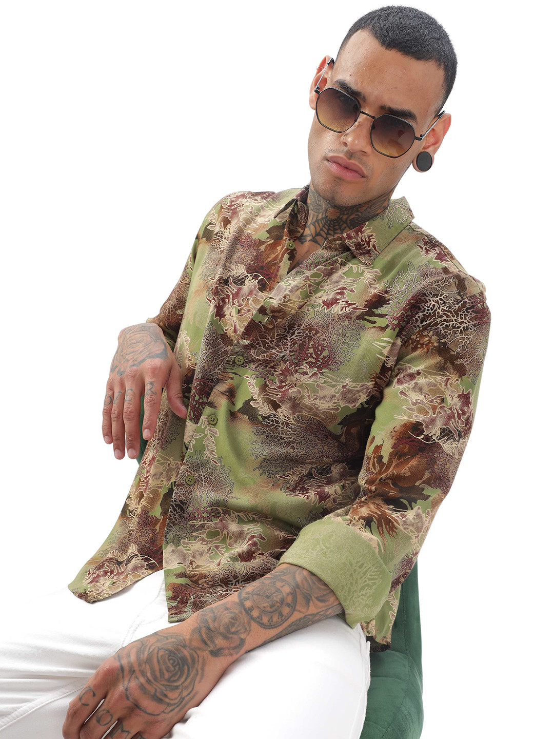 

ilyzly Men Standard Spread Collar Abstract Printed Tailored Fit Casual Shirt, Green