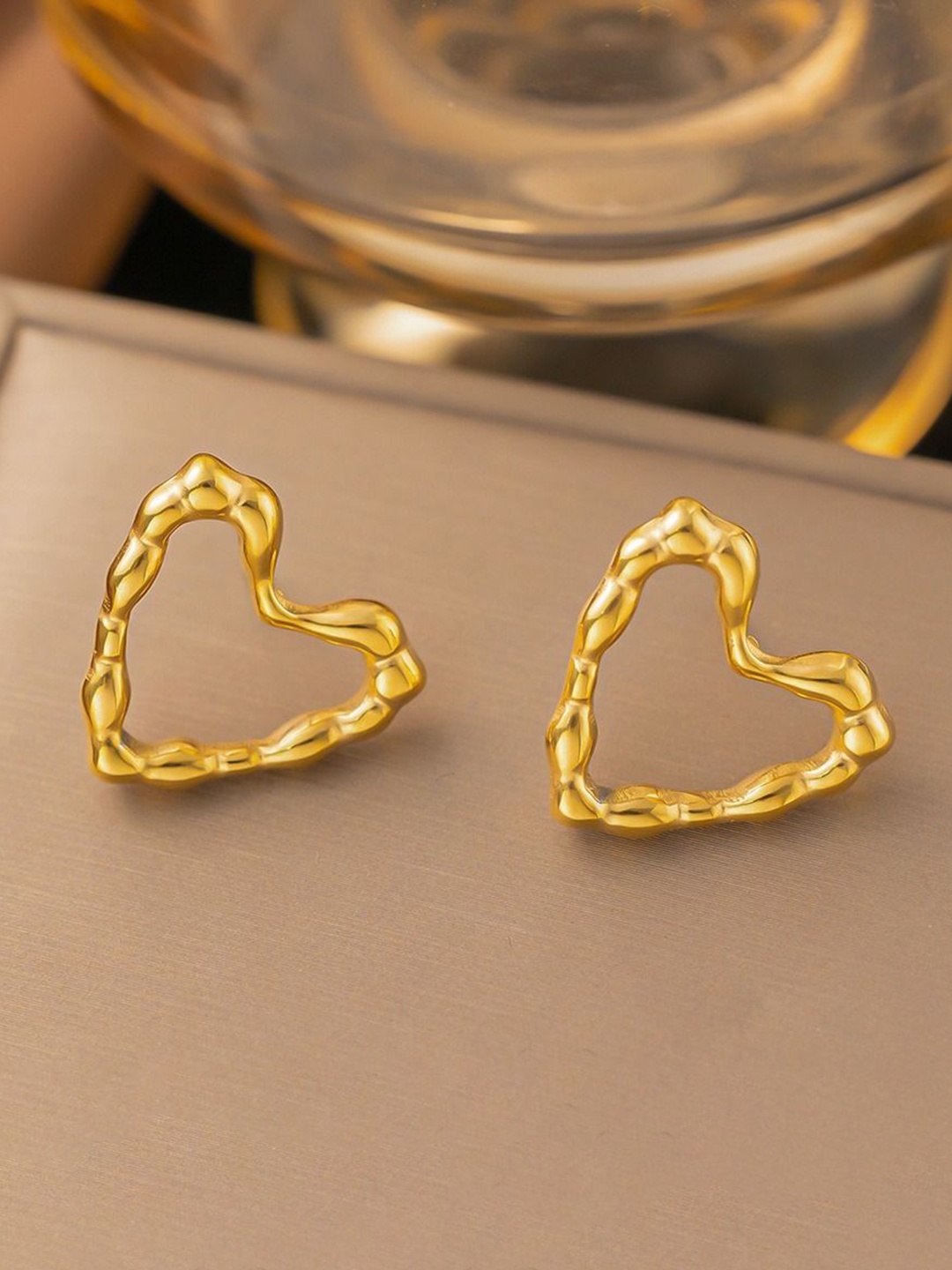 

MYKI Contemporary Studs Earrings, Gold