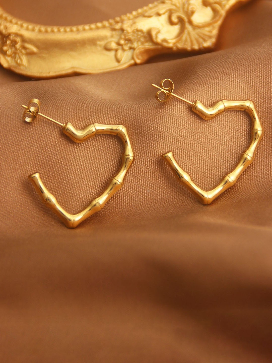

MYKI Gold-Plated Stainless Steel Contemporary Studs Earrings