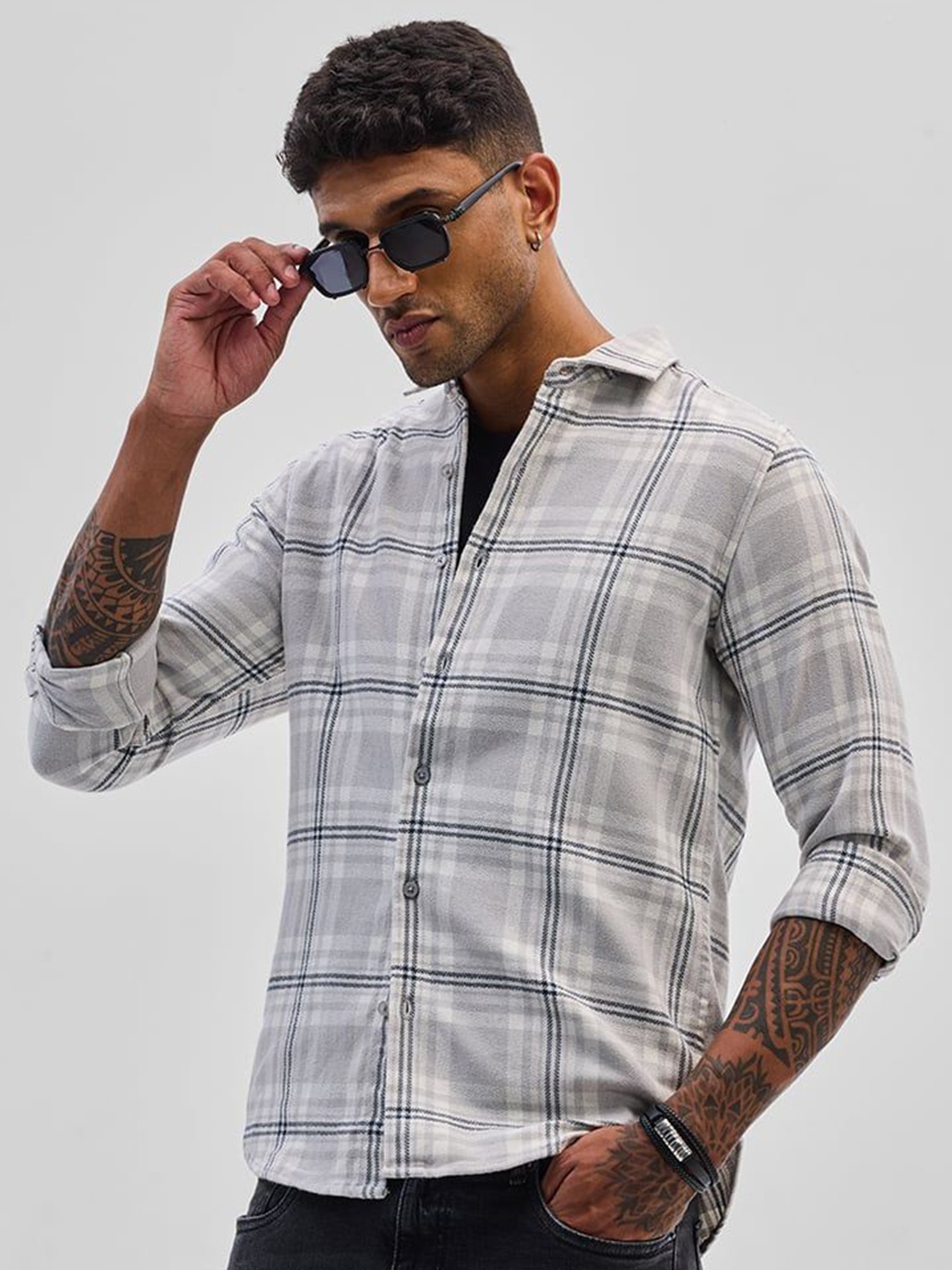 

Snitch Men Smart Spread Collar Tartan Checked Cotton Casual Shirt, Grey