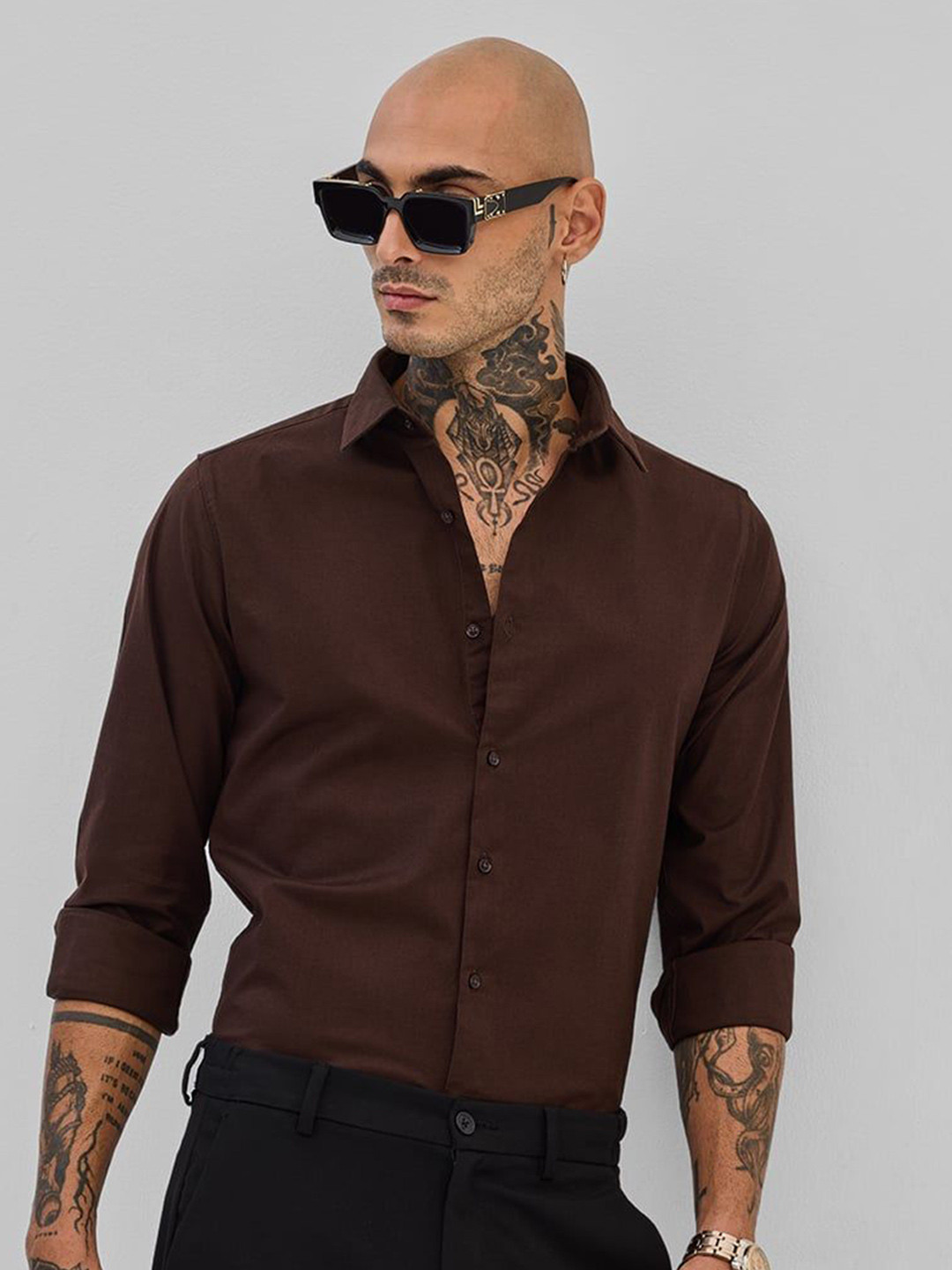 

Snitch Men Smart Spread Collar Solid Cotton Casual Shirt, Brown