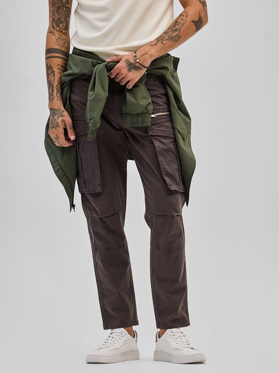 

Snitch Men Smart Slim Fit Mid-Rise Stretchable Jeans, Brown