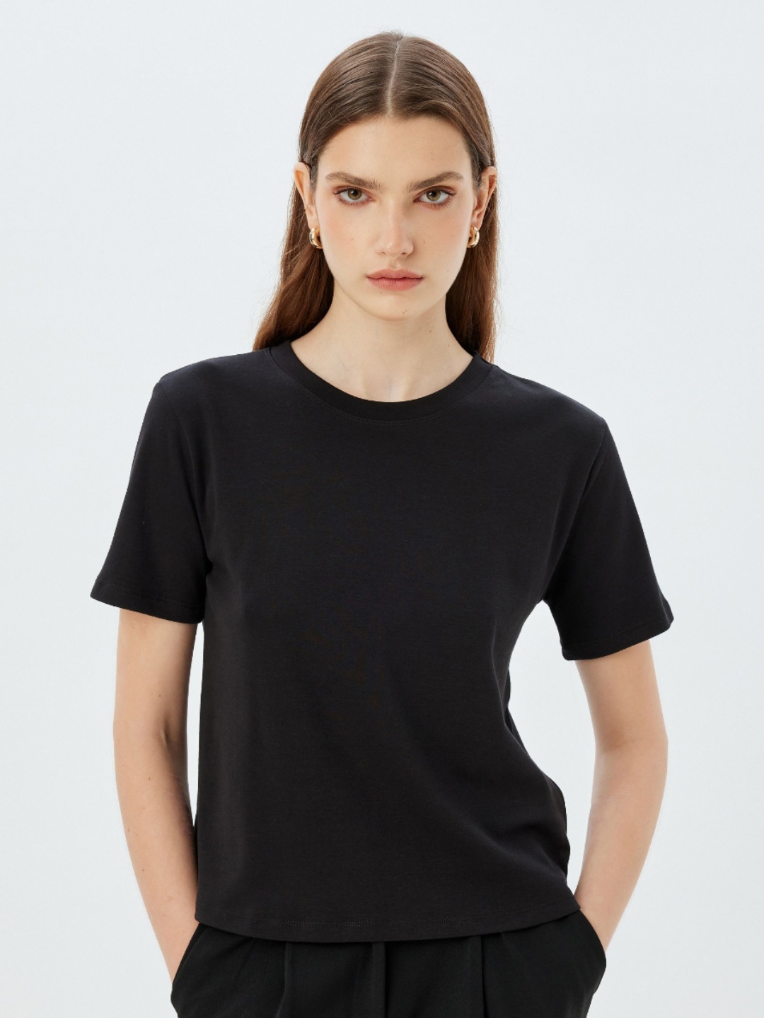 

Koton Women Solid Round Neck Cotton T-shirt, Black