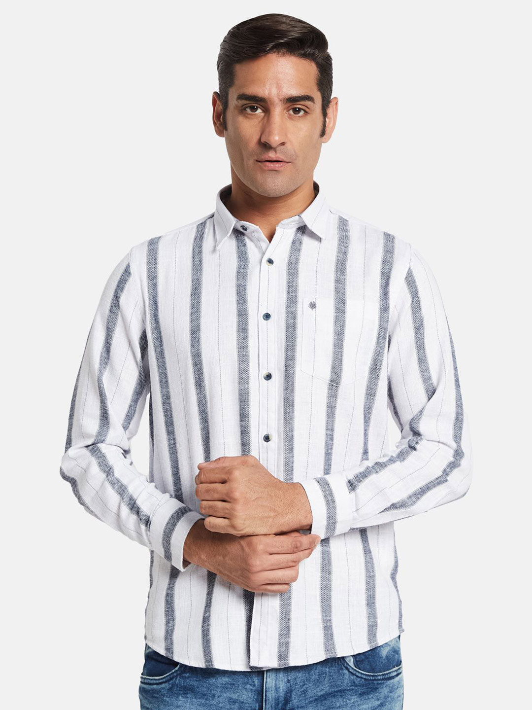 

METTLE Men Multi Stripes Opaque Striped Casual Shirt, White