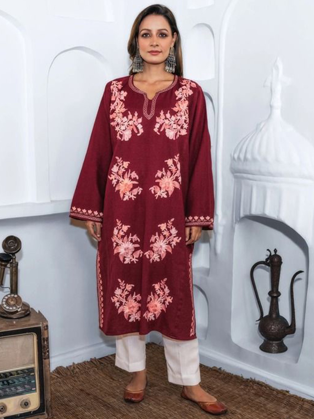 

Kashmir Box Women Embroidered Flared Sleeves Floral Woollen Kurta, Maroon