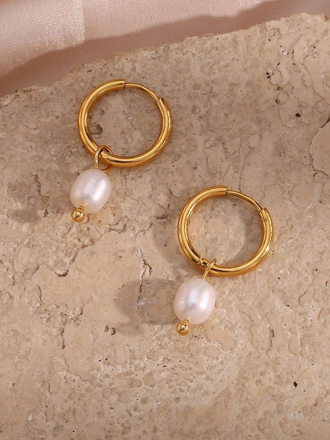 

MYKI Contemporary Hoop Earrings, Gold