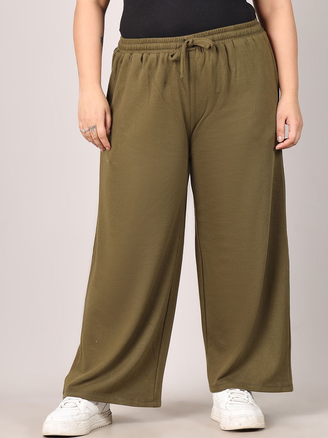 

Rute Women Pure Cotton Mid-Rise Track Pants, Olive