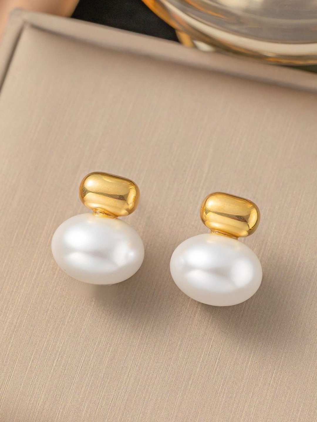 

MYKI Stainless Steel Gold Plated Beaded Contemporary Studs