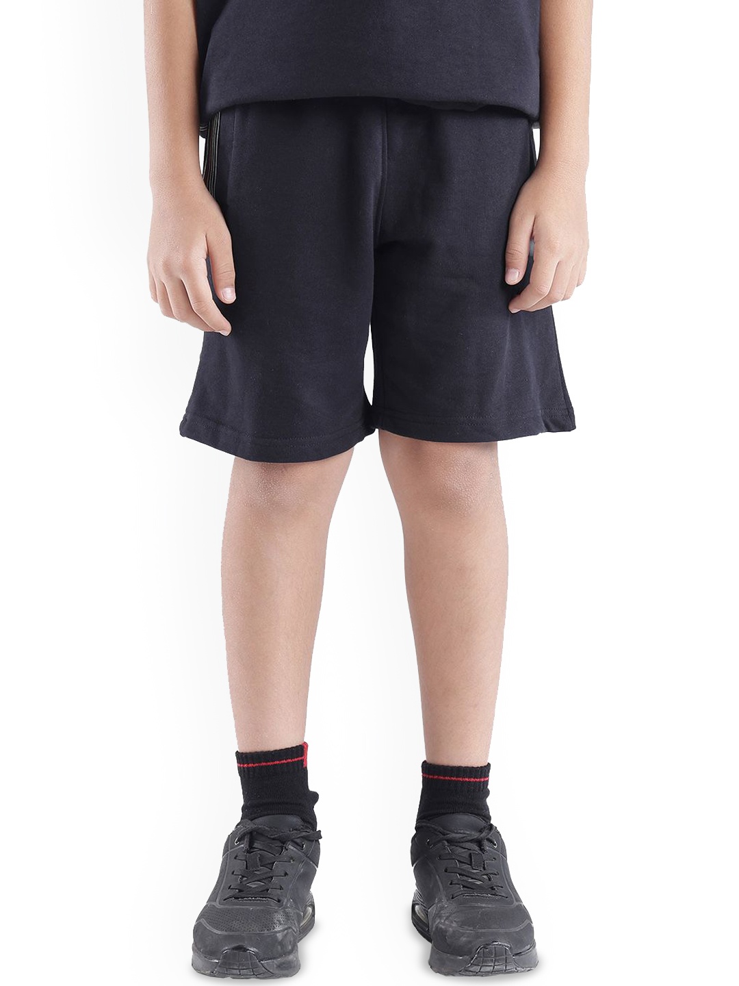 

Rare Ones Boys Boxy Short, Black