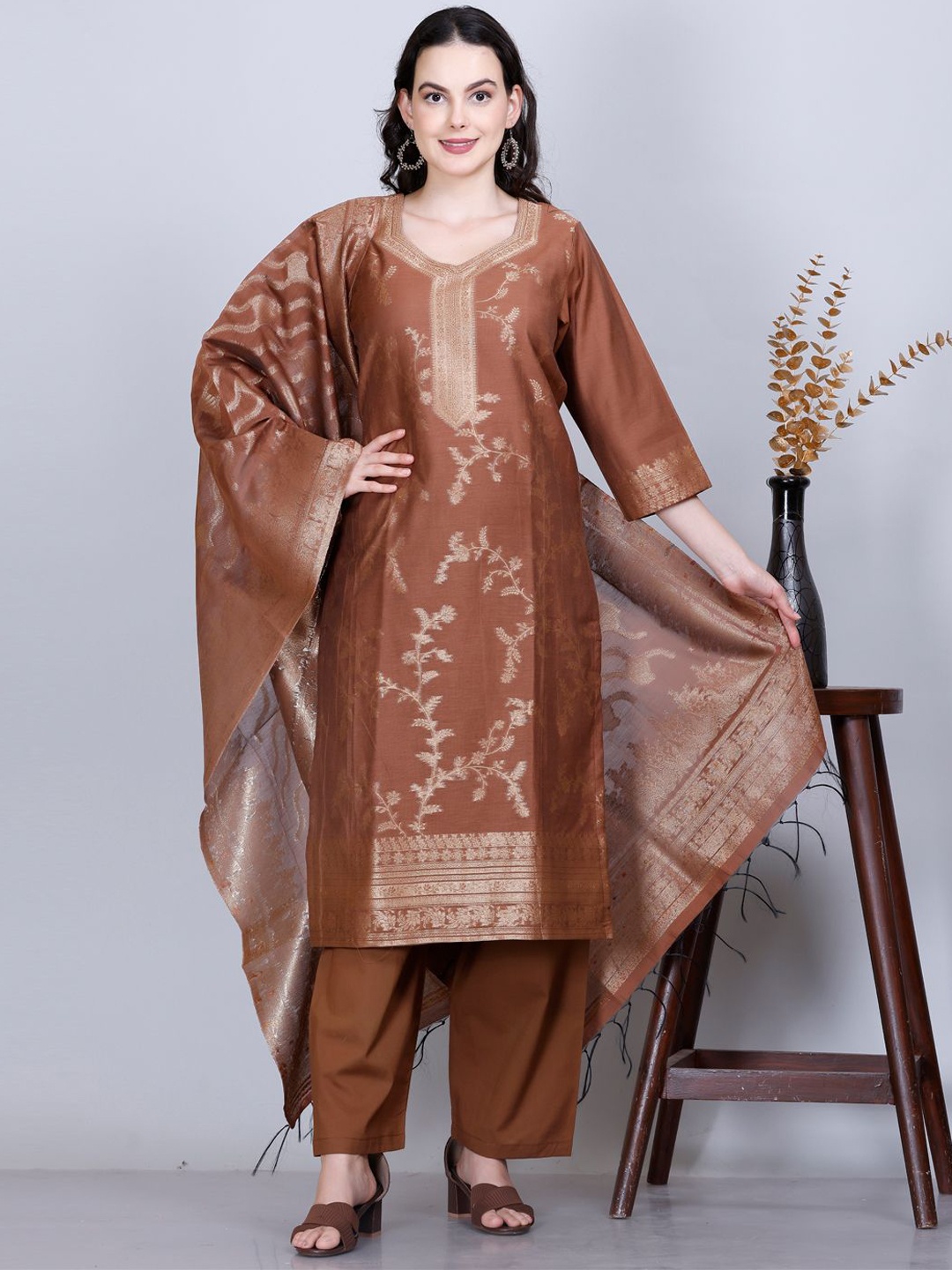 

KIDAR Floral Woven Design Square Neck Regular Straight Kurta With Trouser With Dupatta, Brown