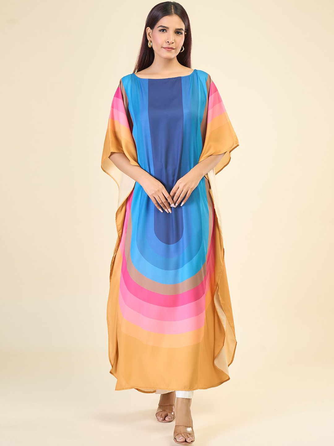 

Samyukta Singhani Women Dyed Sequinned Handloom Kurta, Multi