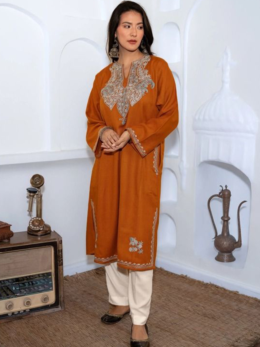 

Kashmir Box Women Embroidered Flared Sleeves Floral Kurta, Orange