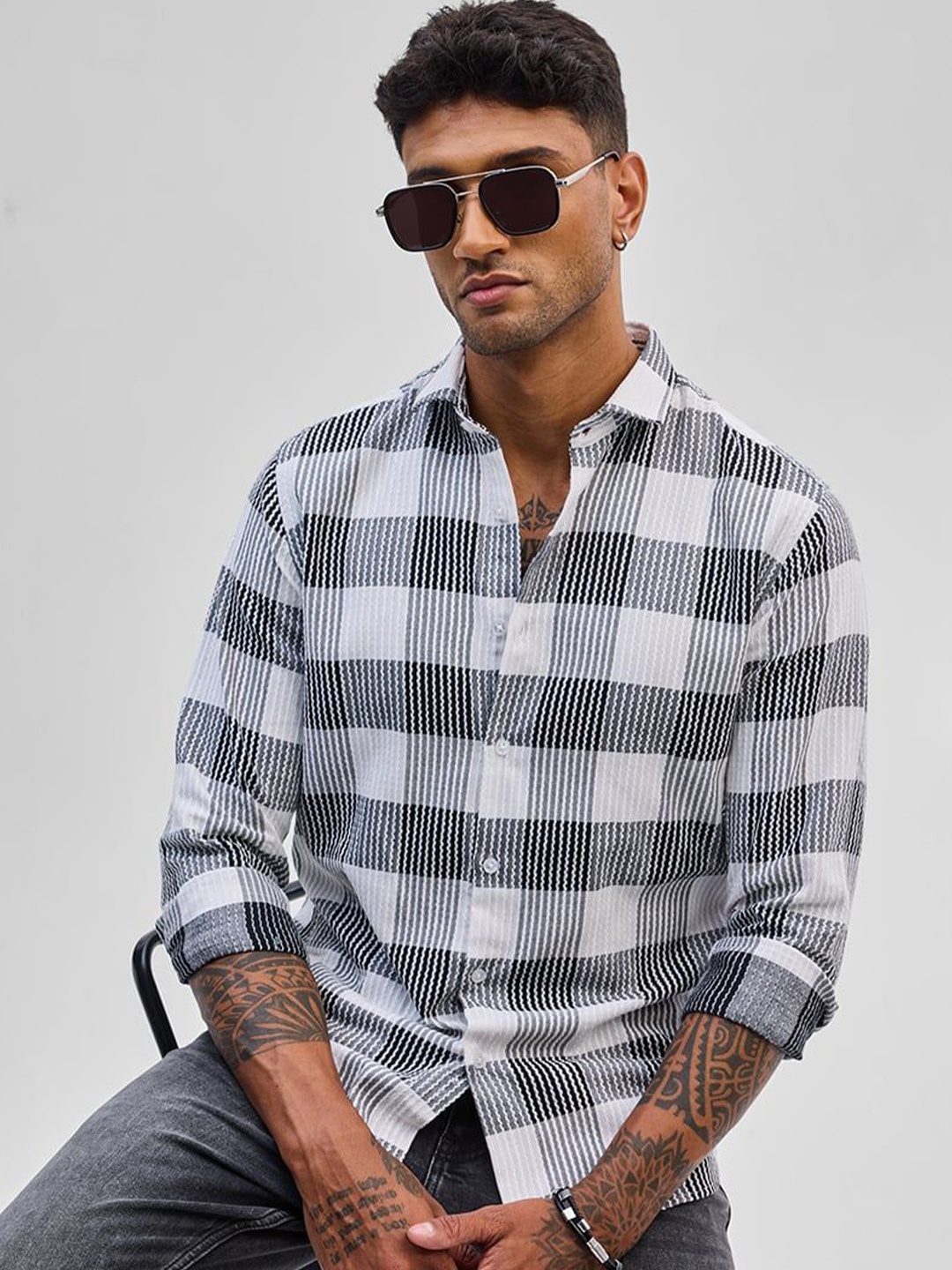 

Snitch Men Smart Spread Collar Checked Cotton Casual Shirt, White