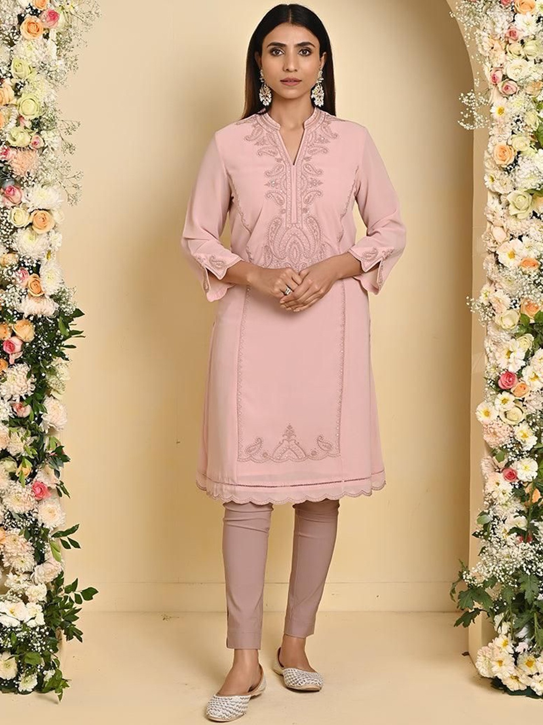 

Lakshita Floral Embroidered Mirror Work Summer Sheers Straight Kurta, Pink